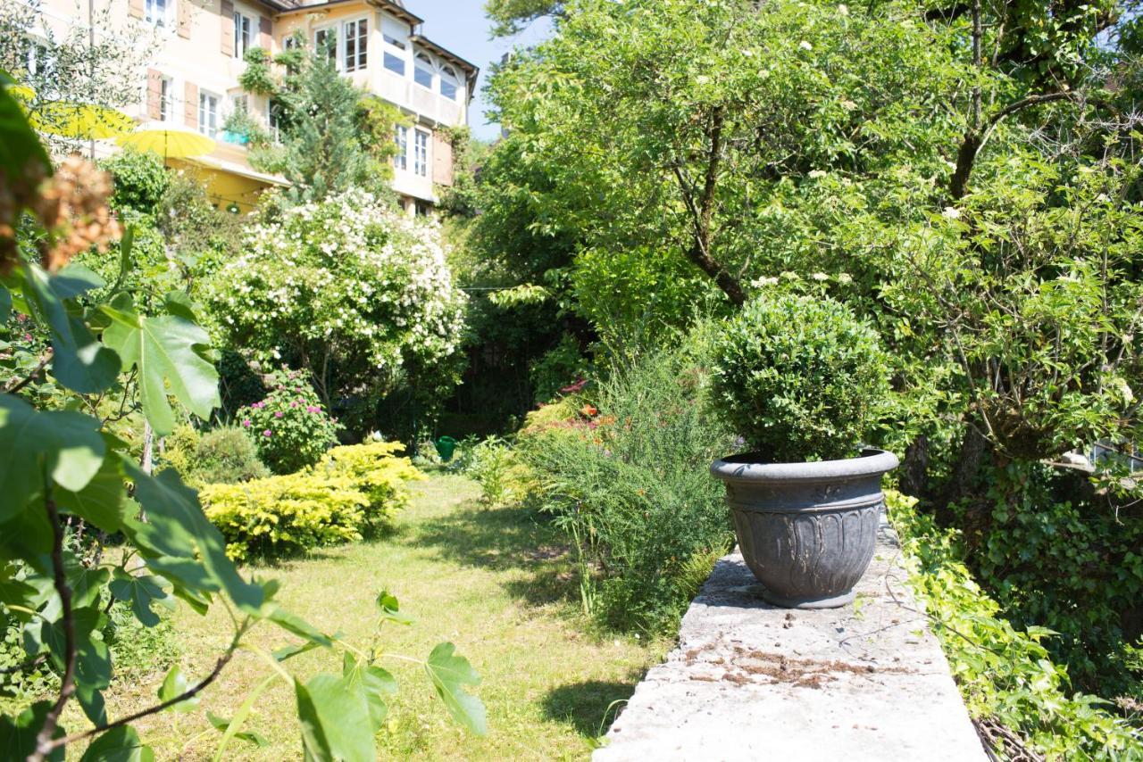 Hotel De La Beroche Saint-Aubin-Sauges Экстерьер фото