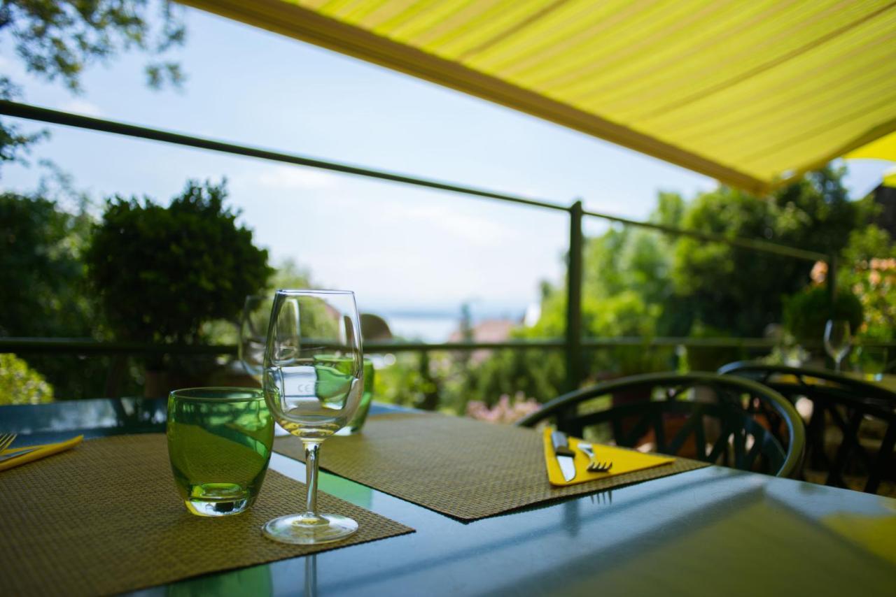 Hotel De La Beroche Saint-Aubin-Sauges Экстерьер фото