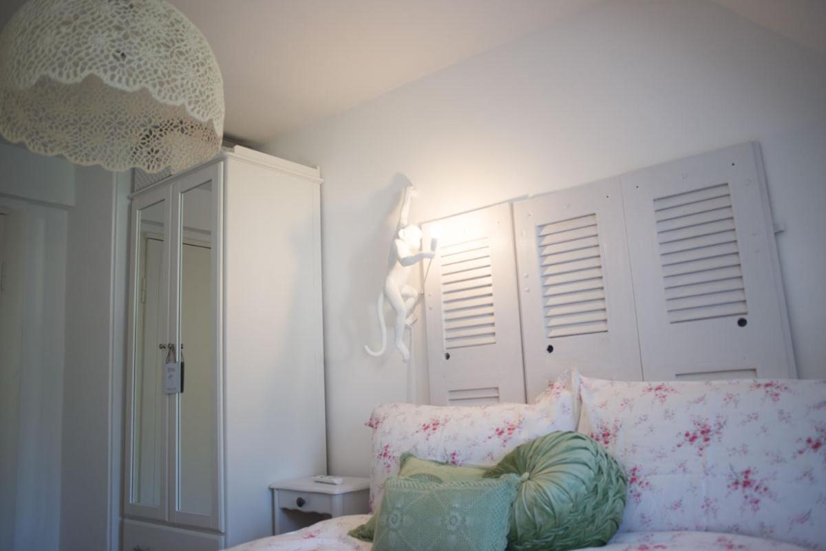 Hotel De La Beroche Saint-Aubin-Sauges Экстерьер фото